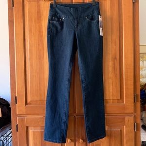 Jag straight leg pull on jeans